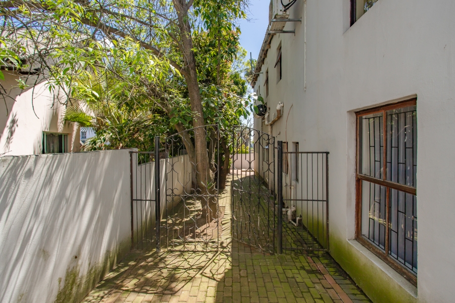 7 Bedroom Property for Sale in Wellington Central Western Cape